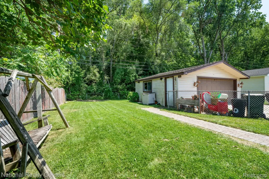 8308 Orhan Street Canton Charter Township MI 48187
