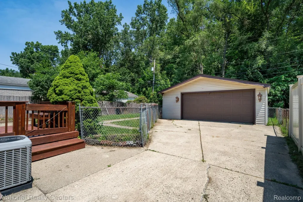 8308 Orhan Street Canton Charter Township MI 48187