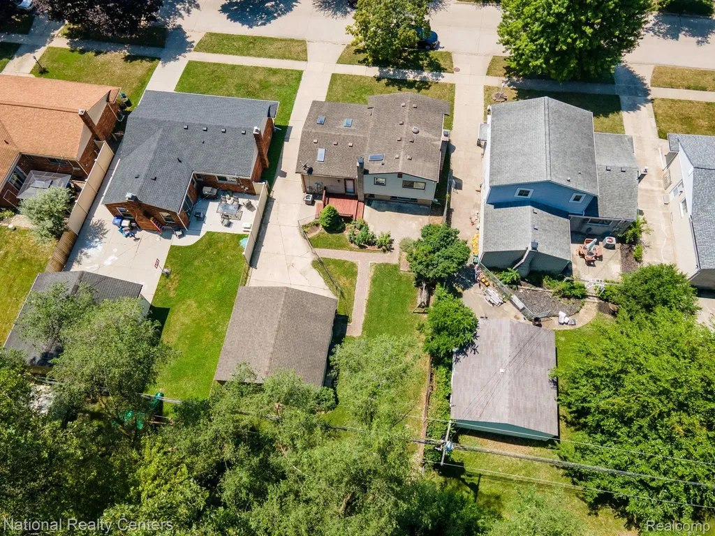 8308 Orhan Street Canton Charter Township MI 48187