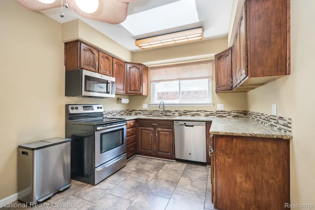 8308 Orhan Street Canton Charter Township MI 48187