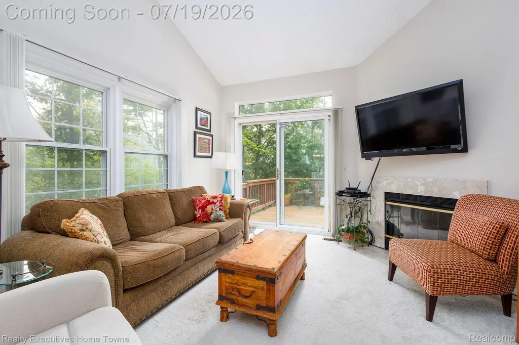41993 Arrowhead Drive Novi City MI 48377