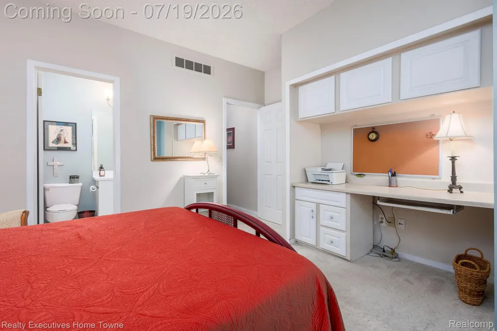 41993 Arrowhead Drive Novi City MI 48377