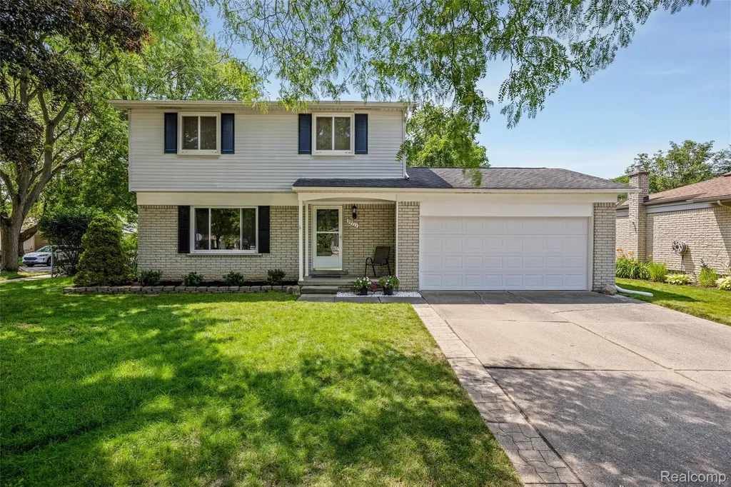 39711 Wales Street Canton Charter Township MI 48188