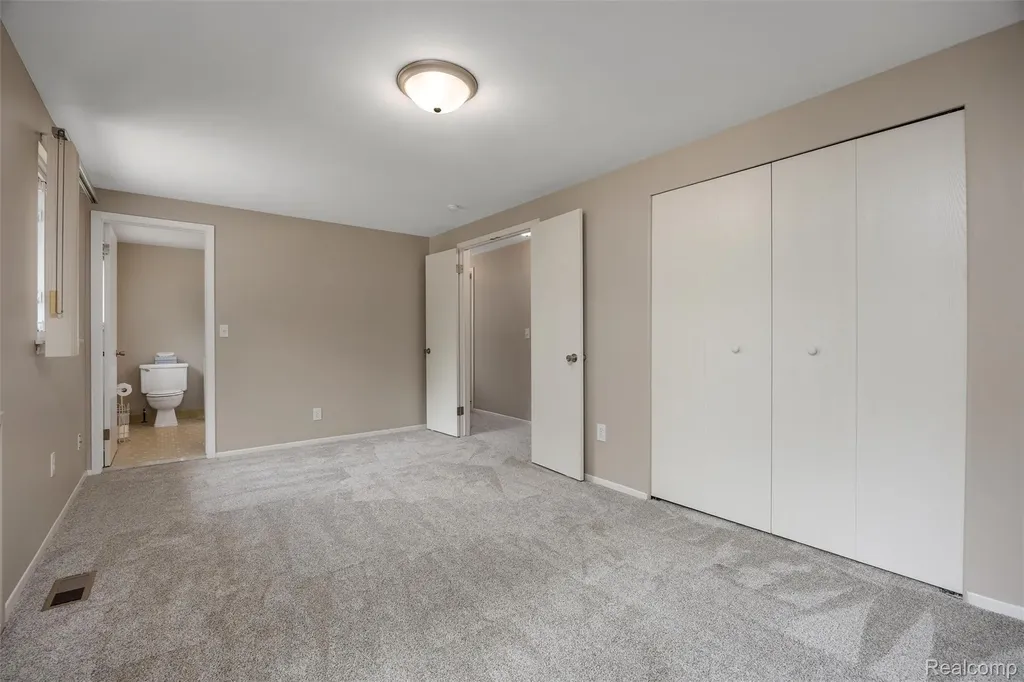 39711 Wales Street Canton Charter Township MI 48188