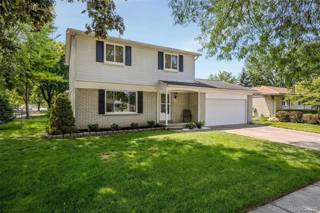 39711 Wales Street Canton Charter Township MI 48188