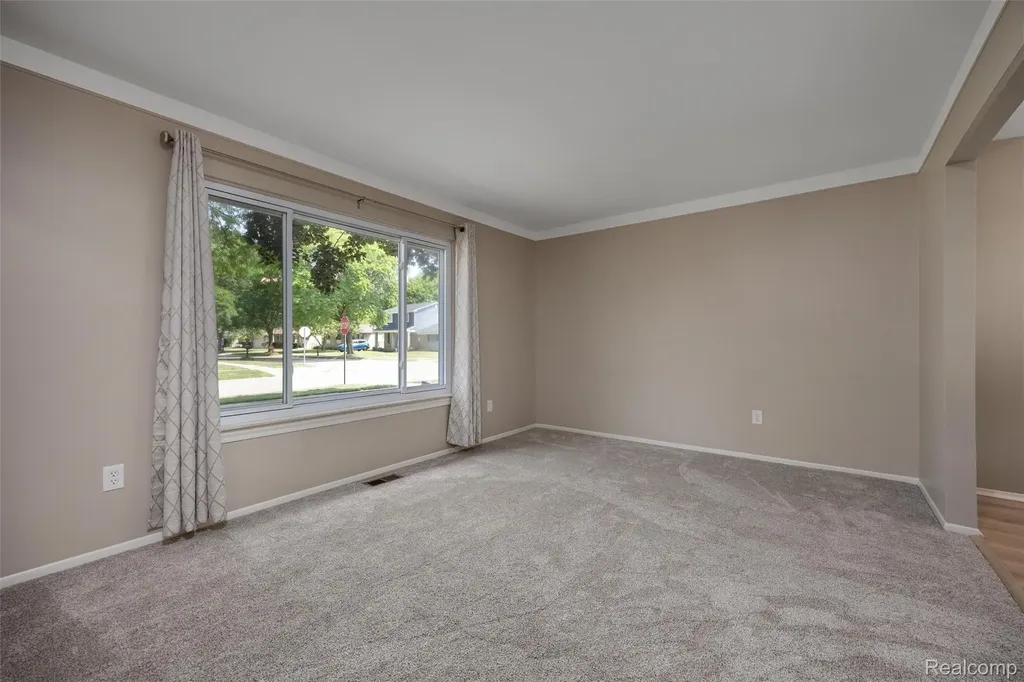 39711 Wales Street Canton Charter Township MI 48188