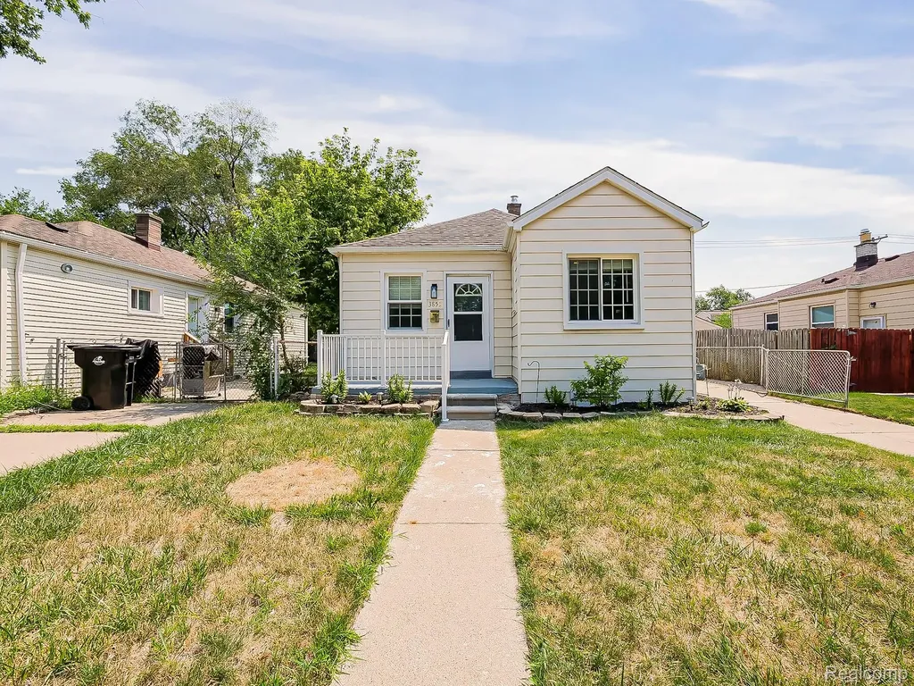 3855 18th Street Wyandotte City MI 48192