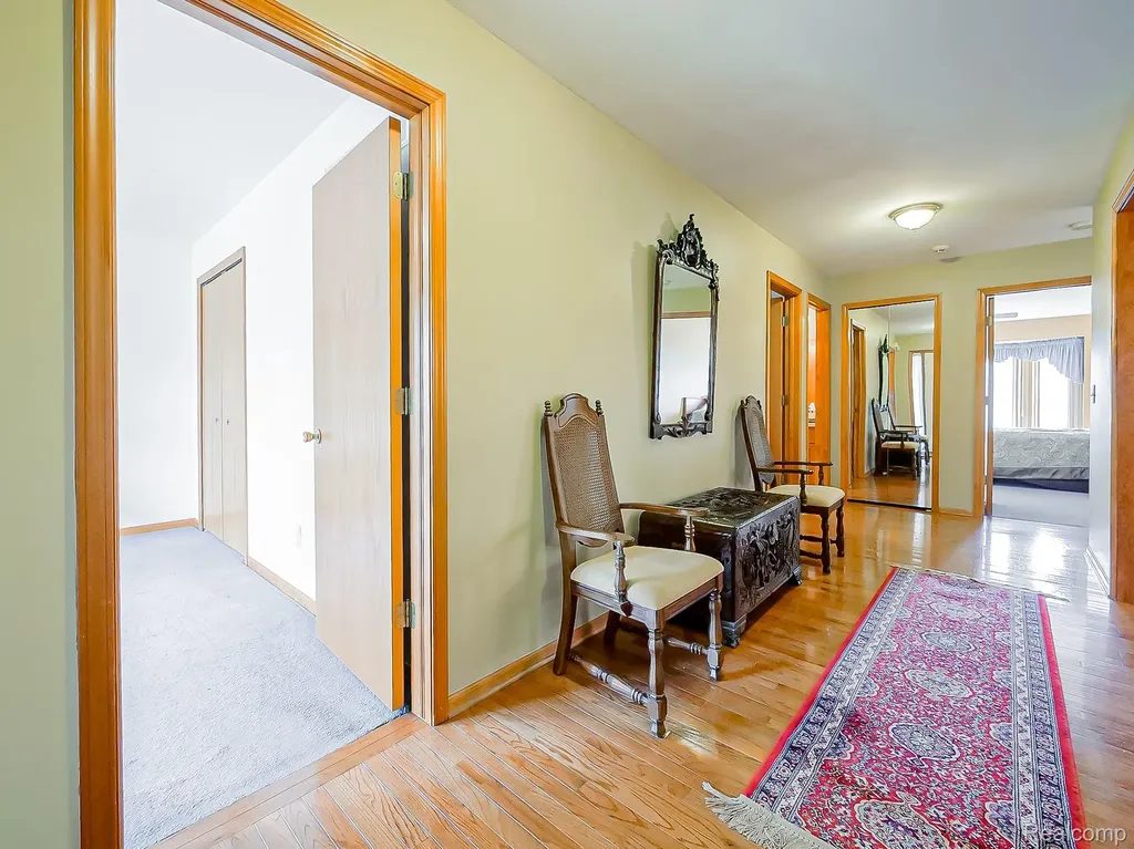 43461 Pointe Drive Clinton Charter Township MI 48038