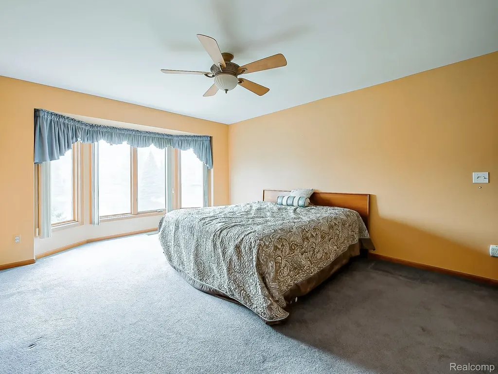 43461 Pointe Drive Clinton Charter Township MI 48038