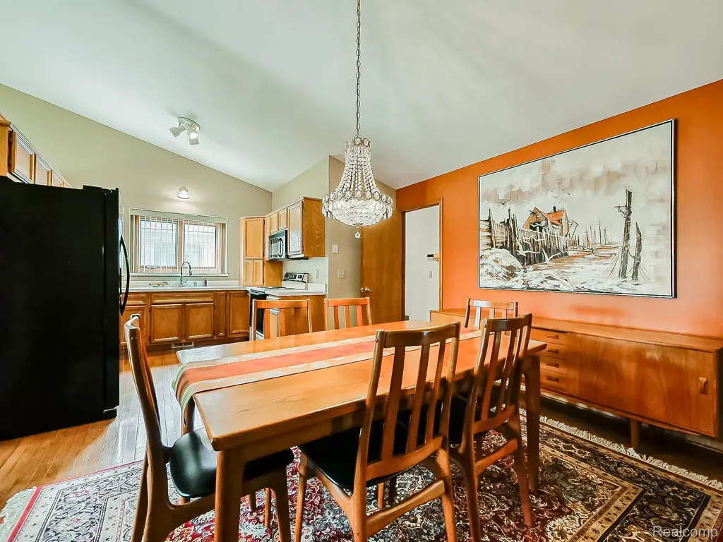 43461 Pointe Drive Clinton Charter Township MI 48038