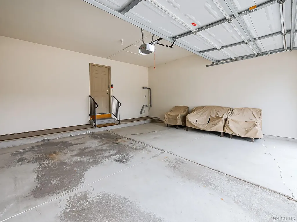 43461 Pointe Drive Clinton Charter Township MI 48038