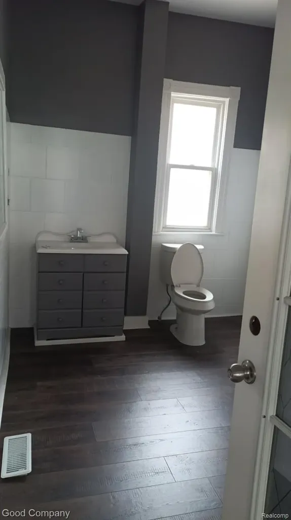 1521 18th Street Detroit City MI 48216