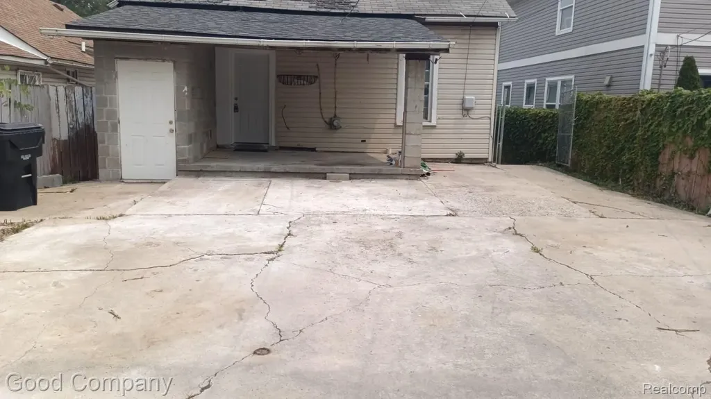 1521 18th Street Detroit City MI 48216