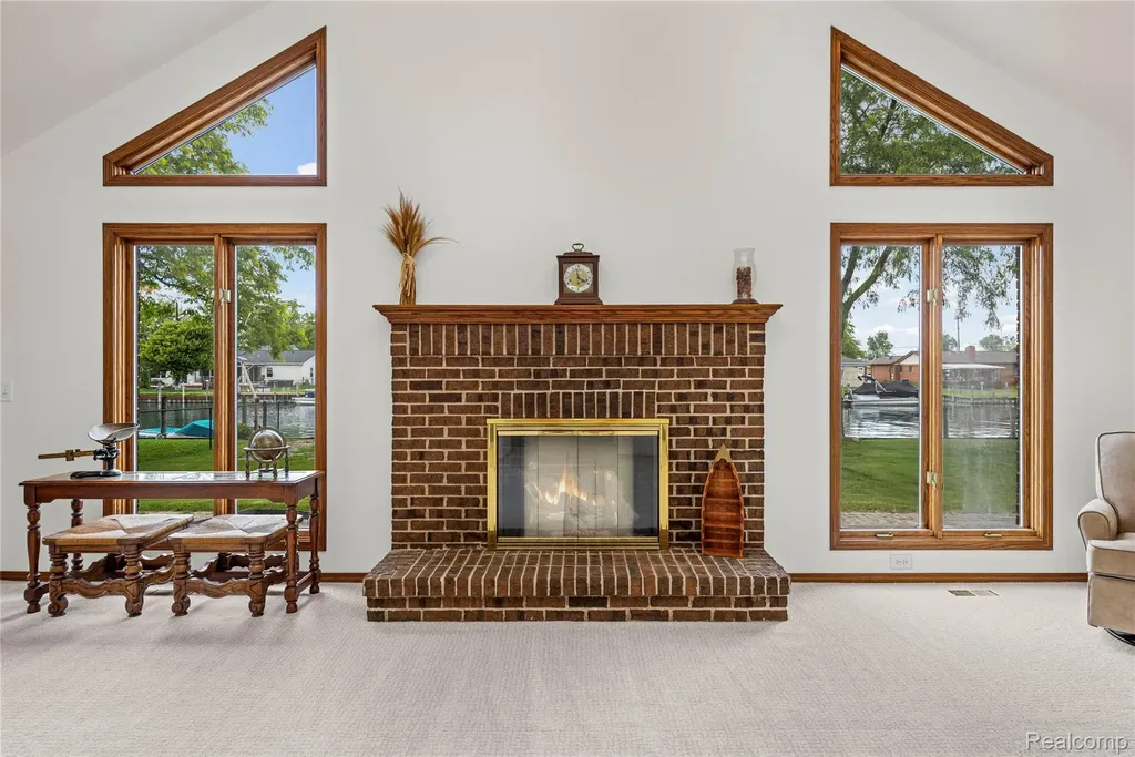 7236 Bluebill Street Algonac City MI 48001