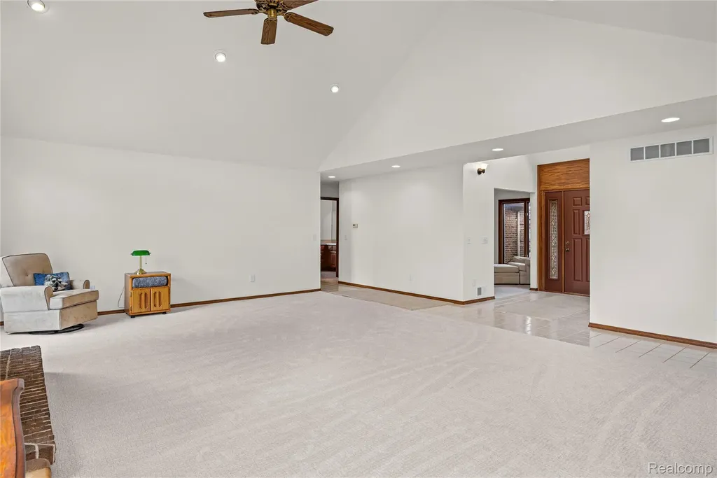 7236 Bluebill Street Algonac City MI 48001