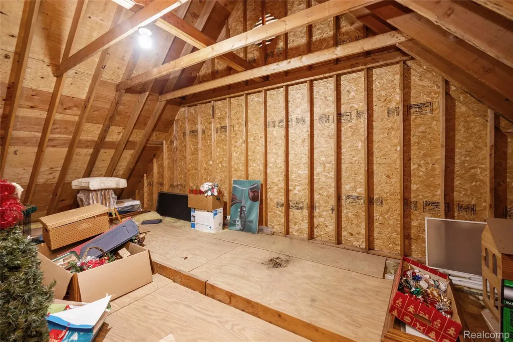 7236 Bluebill Street Algonac City MI 48001