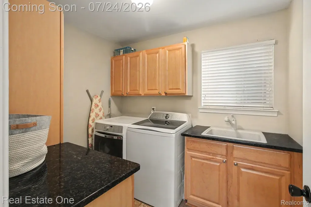 2110 Claiborne Court Genoa Township MI 48114