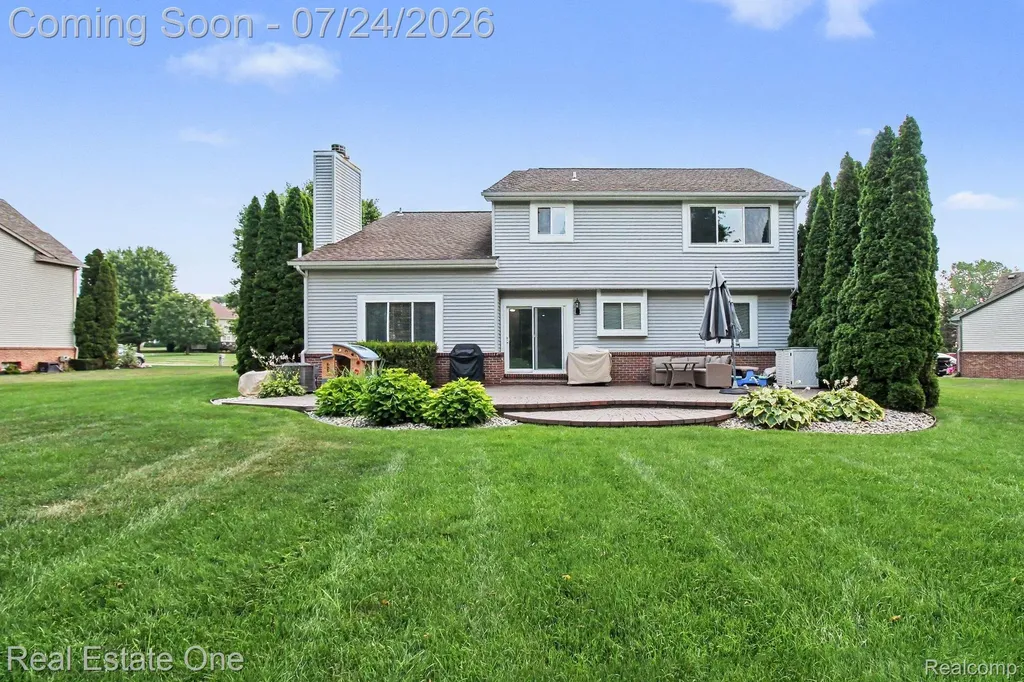2110 Claiborne Court Genoa Township MI 48114