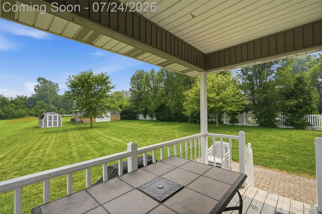 27031 Arsenal Road Flat Rock City MI 48134
