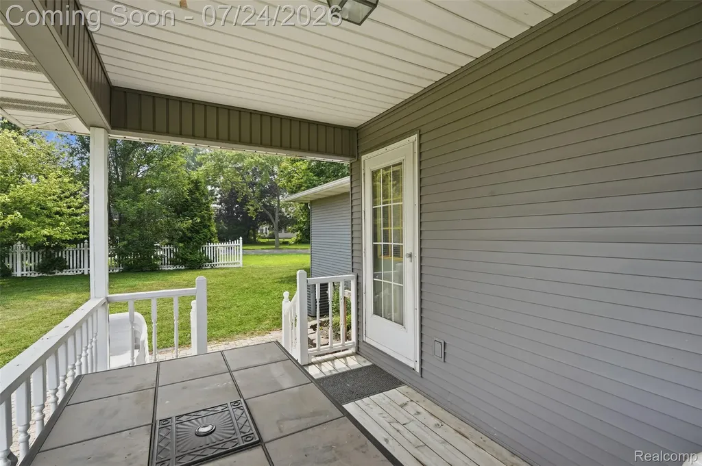 27031 Arsenal Road Flat Rock City MI 48134