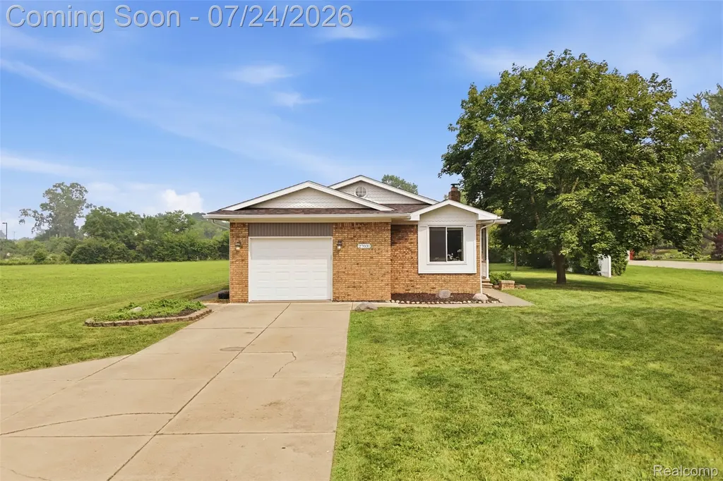 27031 Arsenal Road Flat Rock City MI 48134