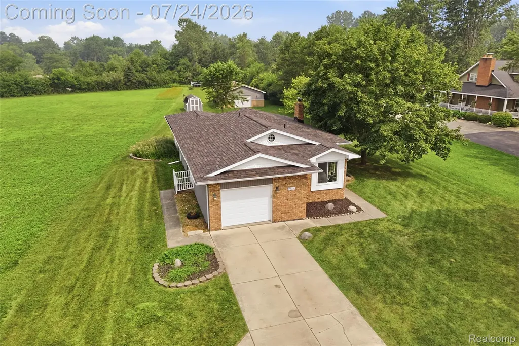 27031 Arsenal Road Flat Rock City MI 48134
