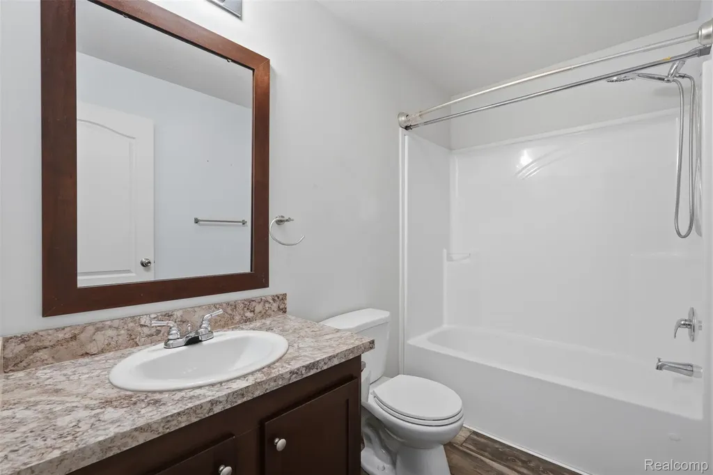 15887 Charlemagne Avenue W Clinton Charter Township MI 48038