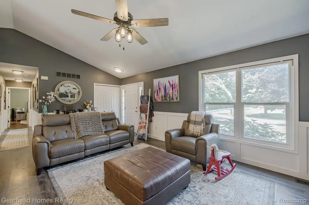 4710 Desert Bridge Court Highland Charter Township MI 48356
