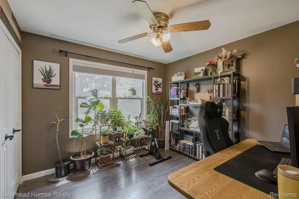 4710 Desert Bridge Court Highland Charter Township MI 48356