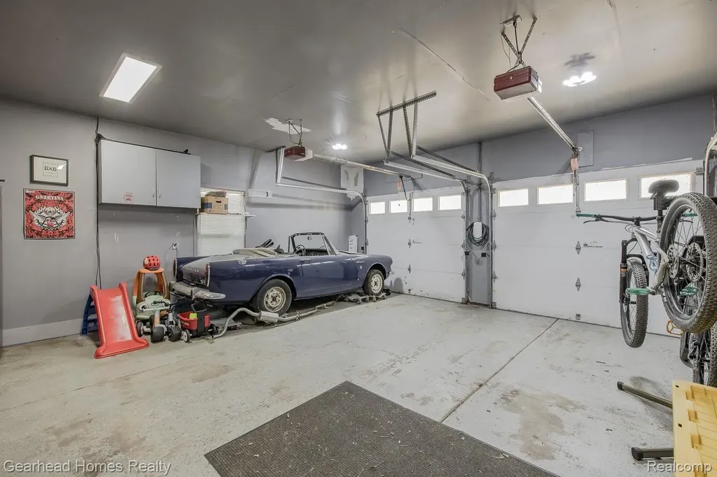 4710 Desert Bridge Court Highland Charter Township MI 48356