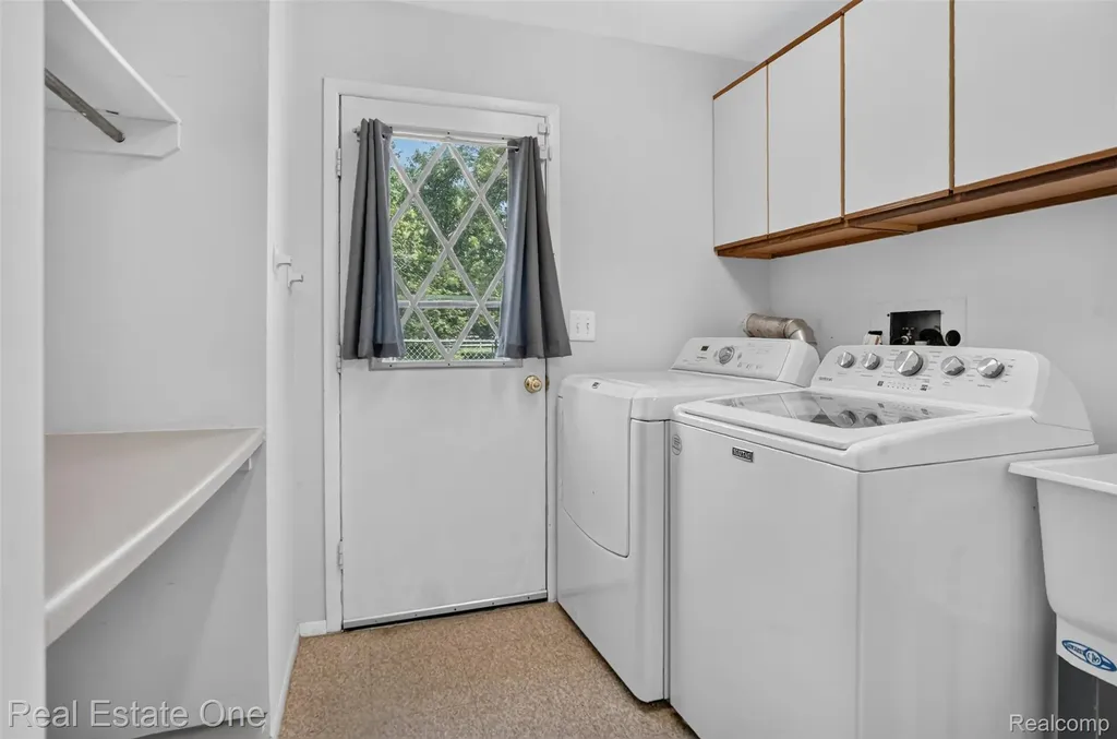 7990 Tower Road Salem Township MI 48178