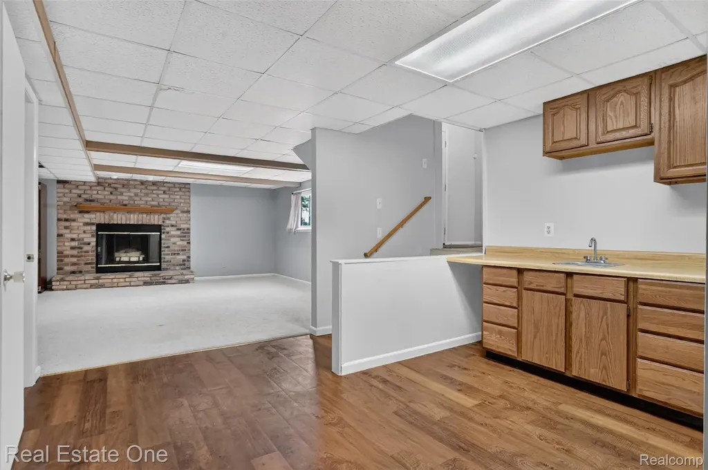 7990 Tower Road Salem Township MI 48178