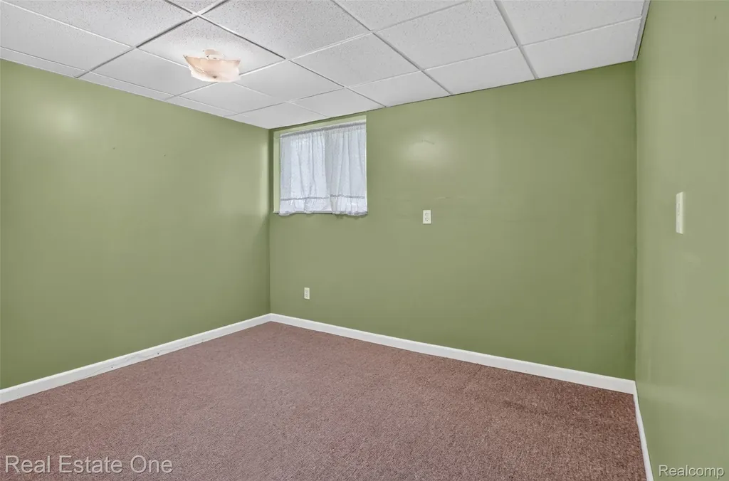 7990 Tower Road Salem Township MI 48178