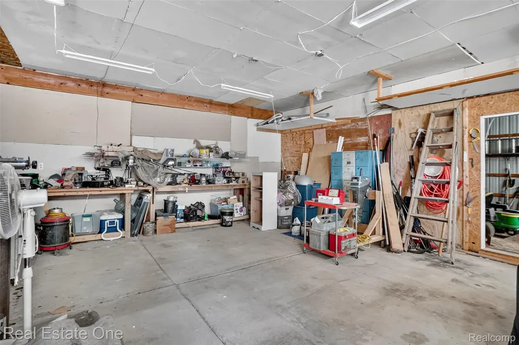 7990 Tower Road Salem Township MI 48178