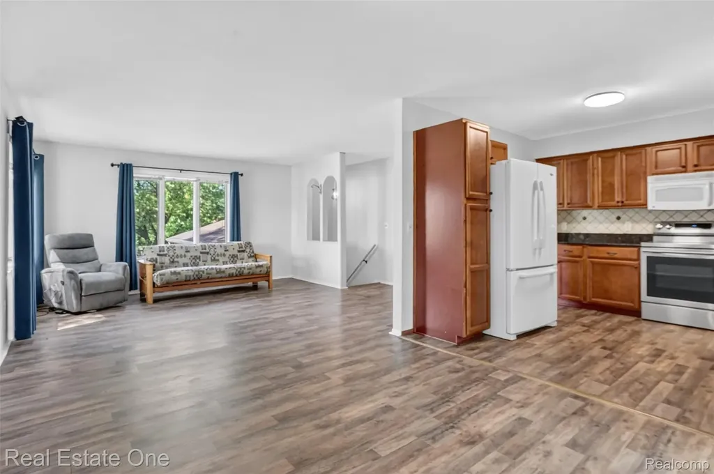 7990 Tower Road Salem Township MI 48178