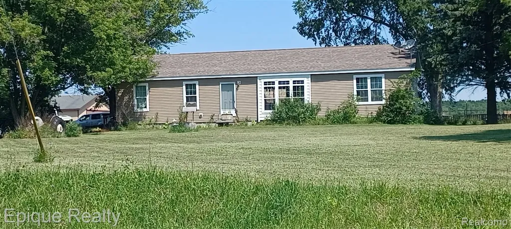 5780 Burtch Road Grant Township MI 48032