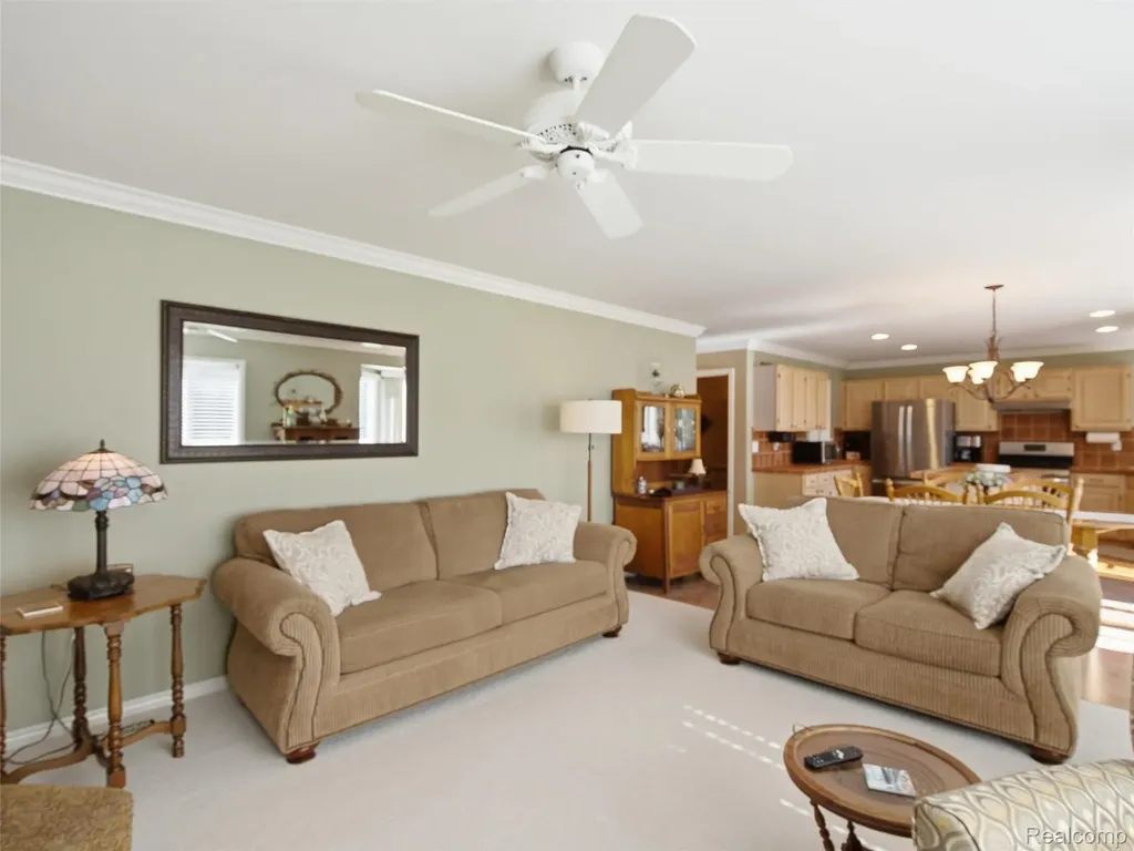 313 Moonlite Court Brandon Charter Township MI 48348