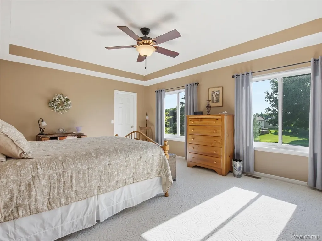 313 Moonlite Court Brandon Charter Township MI 48348