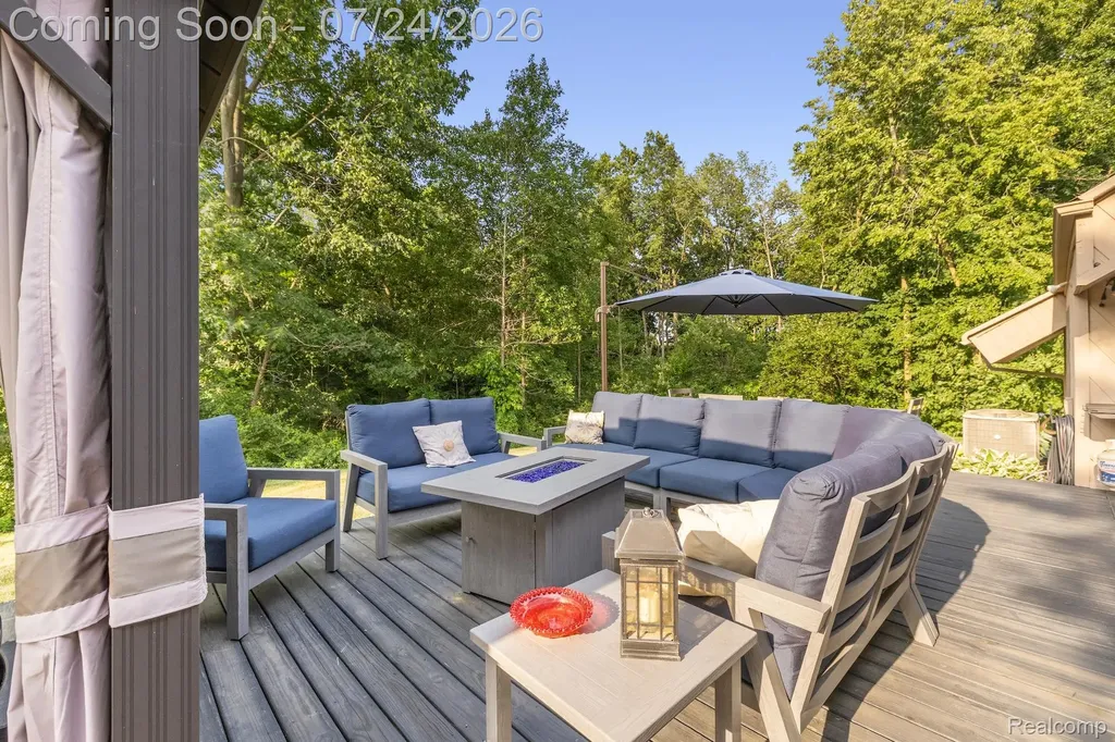7337 Driftwood Drive Deerfield Township MI 48430