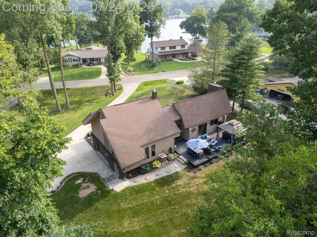 7337 Driftwood Drive Deerfield Township MI 48430