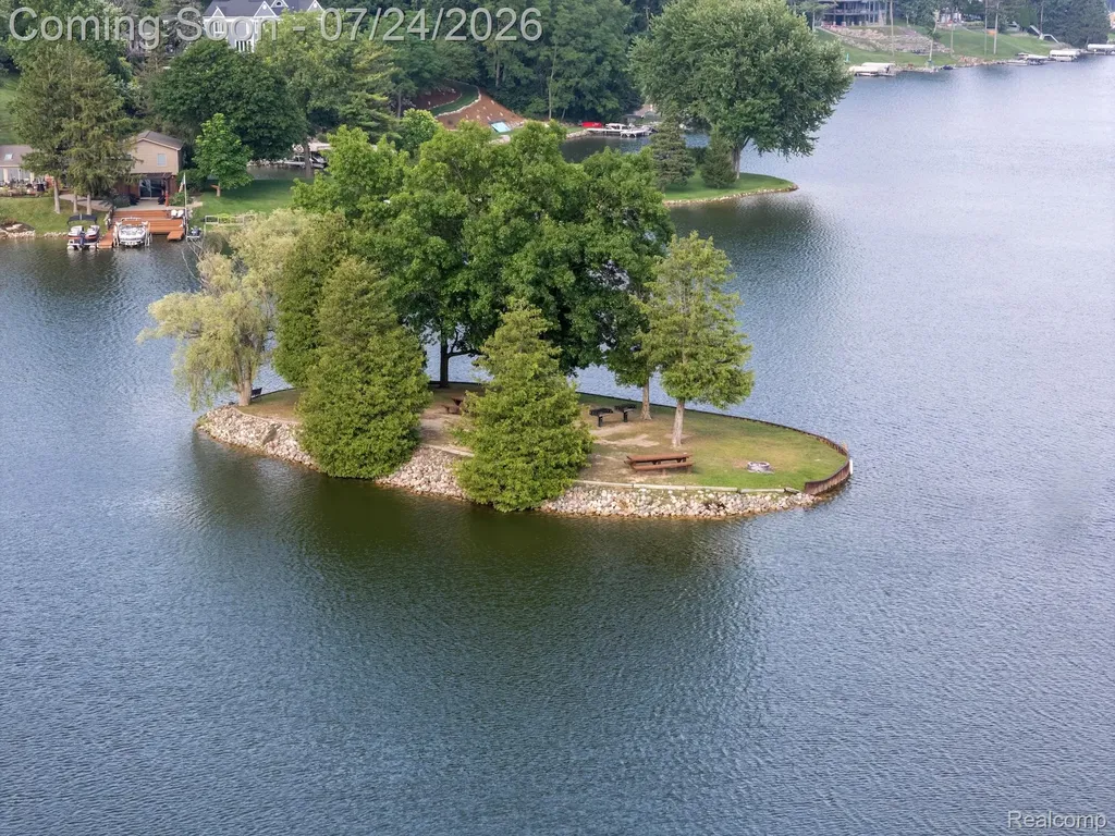 7337 Driftwood Drive Deerfield Township MI 48430