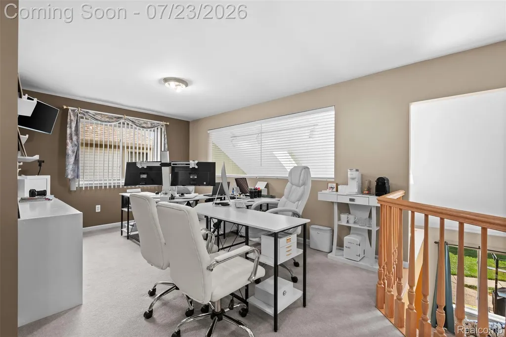 19550 Shorecrest Drive Clinton Charter Township MI 48038