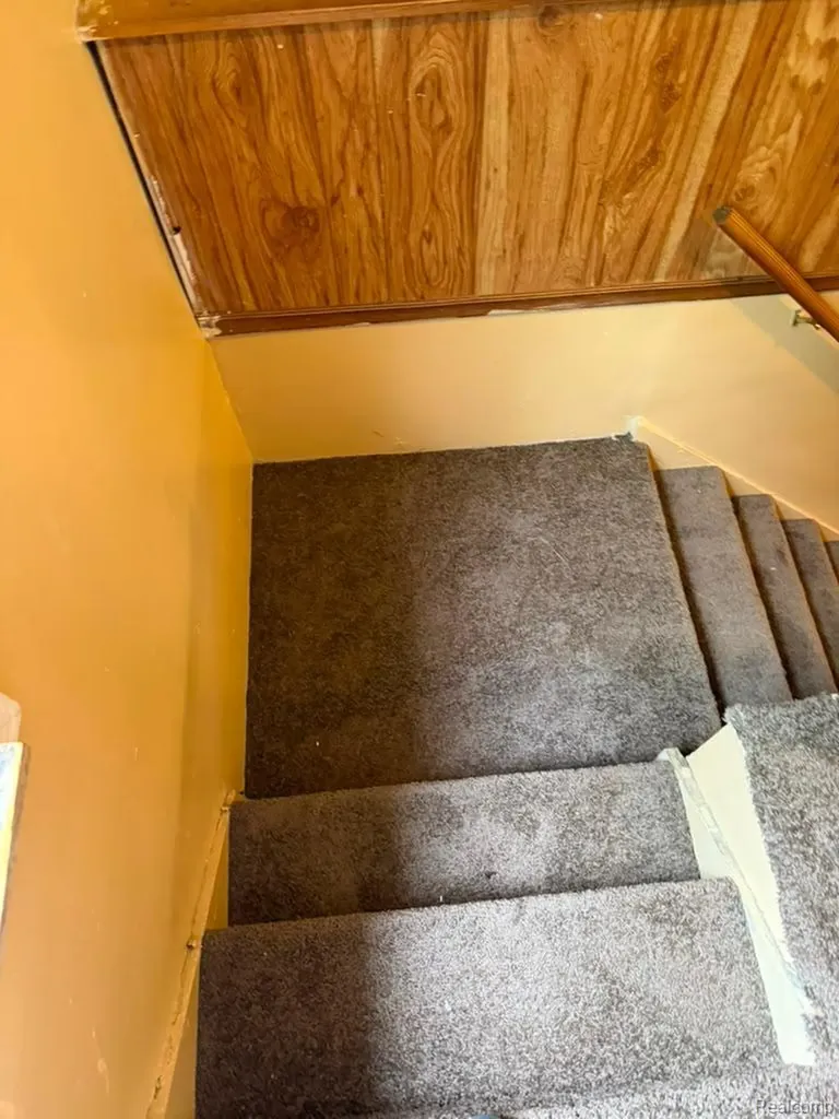7323 Mettetal Street Detroit City MI 48228