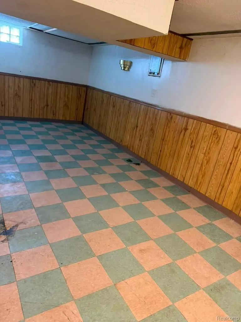 7323 Mettetal Street Detroit City MI 48228