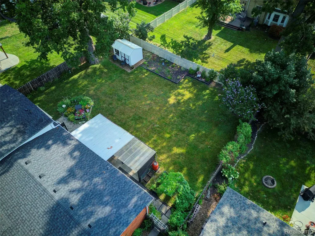 1789 Boxford Street Trenton City MI 48183