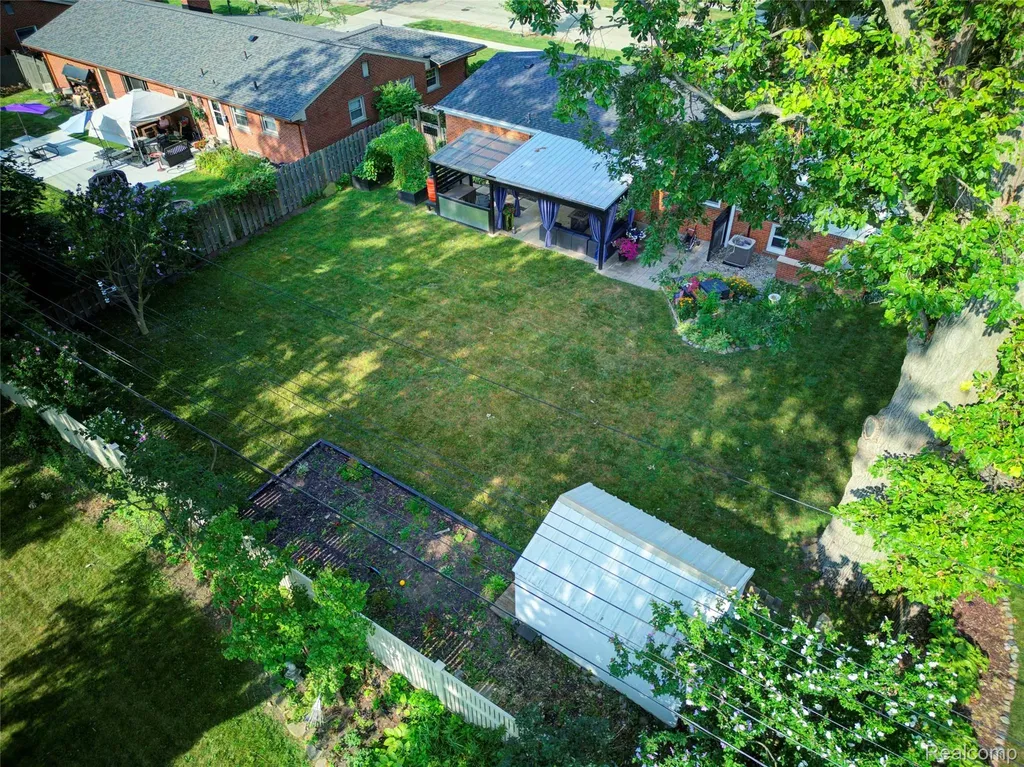 1789 Boxford Street Trenton City MI 48183