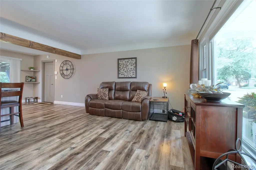 1789 Boxford Street Trenton City MI 48183