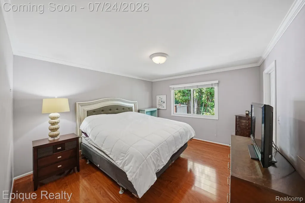 11551 Creekside Court Sterling Heights City MI 48312