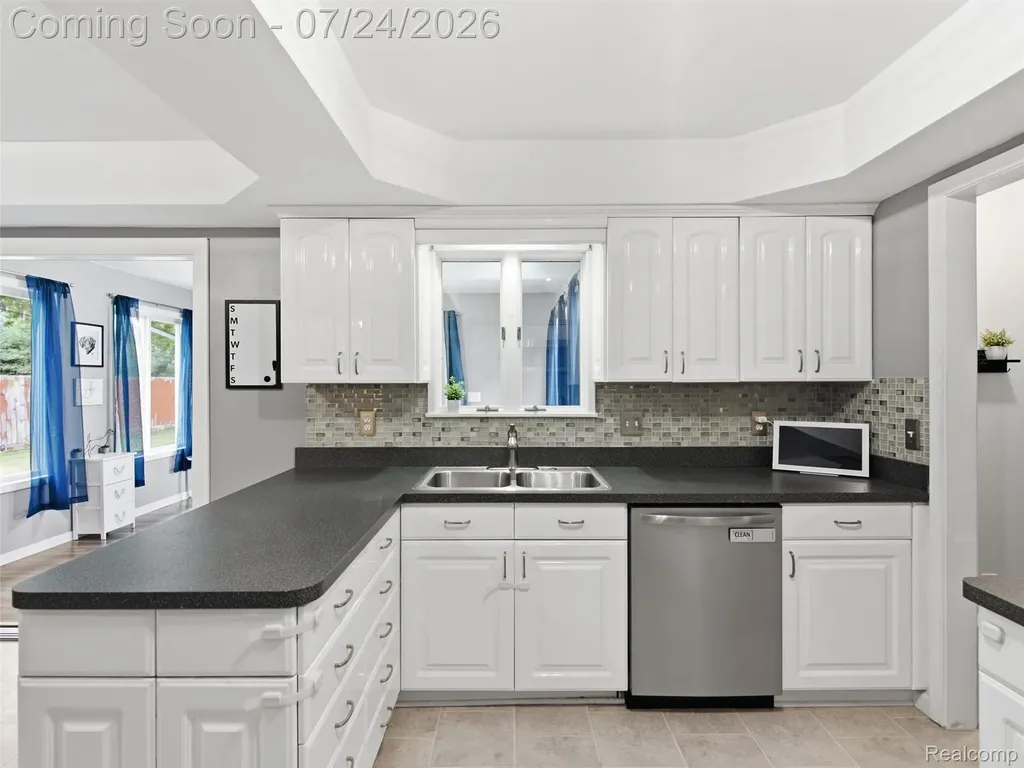 738 6th Street Marysville City MI 48040