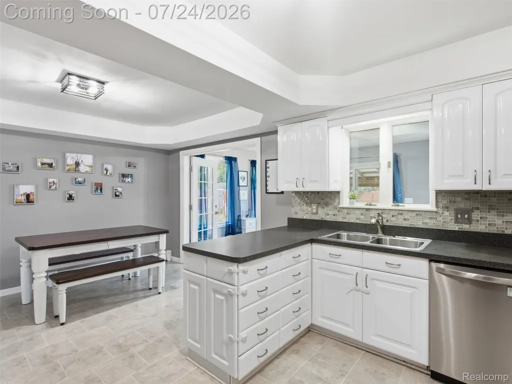 738 6th Street Marysville City MI 48040